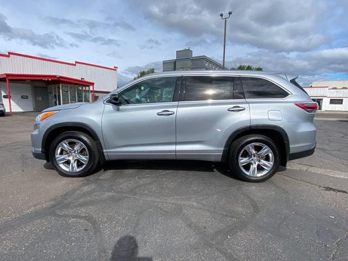 2015 Toyota Highlander Limited