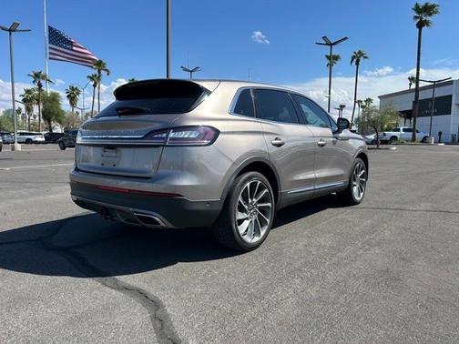 2021 Lincoln Nautilus Reserve