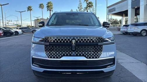 Gray Mist 2026 Lincoln Navigator L Reserve