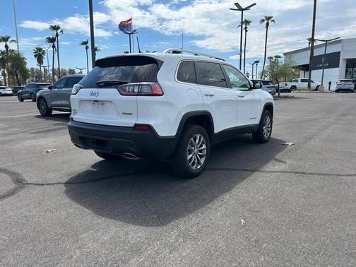 2021 Jeep Cherokee Latitude Lux