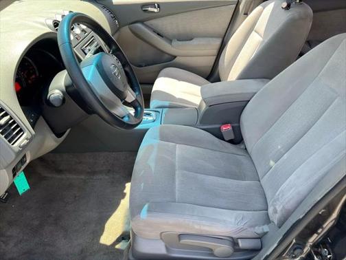 2010 Nissan Altima 2.5 S