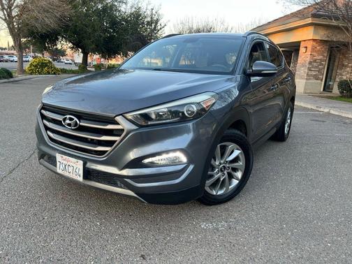 2016 Hyundai TUCSON Sport