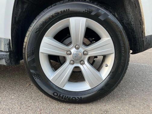 2011 Jeep Compass Sport