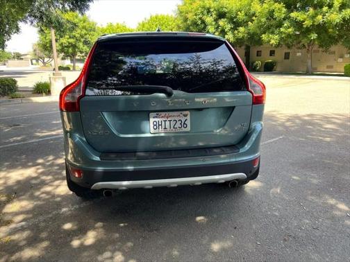 2010 Volvo XC60 T6