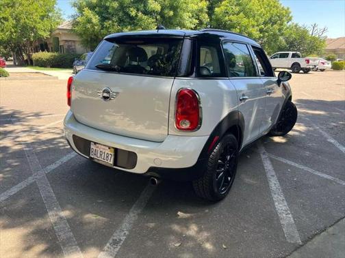 2014 MINI Countryman Cooper