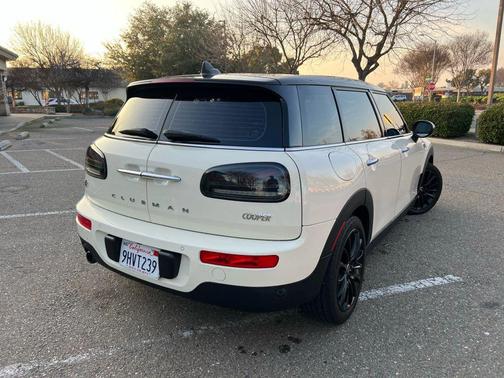 2017 MINI Clubman Cooper