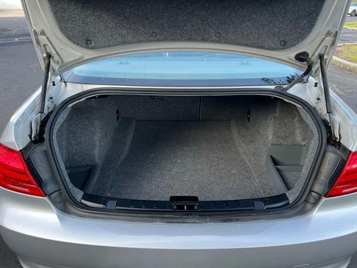 2011 BMW 328 328i Coupe 2D