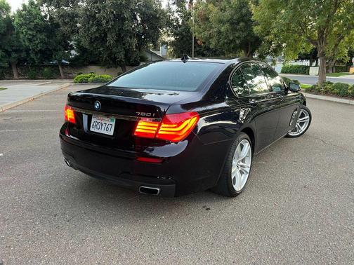 2012 BMW 750 I