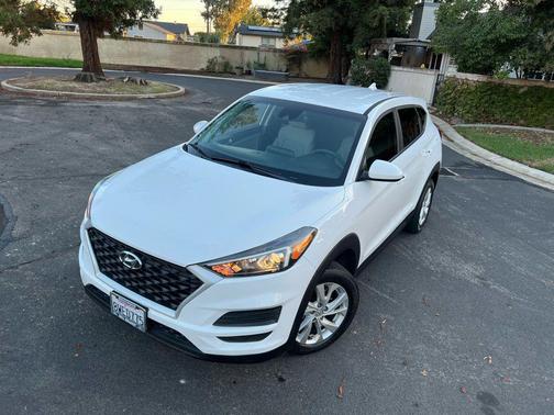 2020 Hyundai TUCSON SE