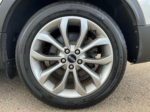 2017 Lincoln MKC Select