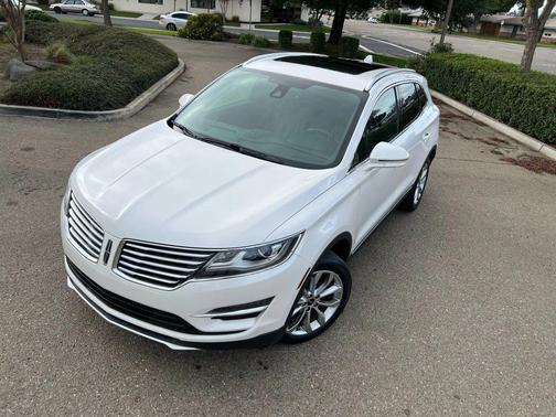 2017 Lincoln MKC Select
