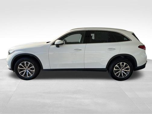 Polar White 2024 Mercedes-Benz GLC 300 4MATIC