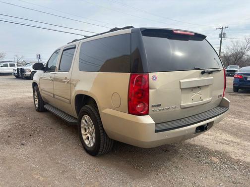 2011 GMC Yukon XL 1500 SLE