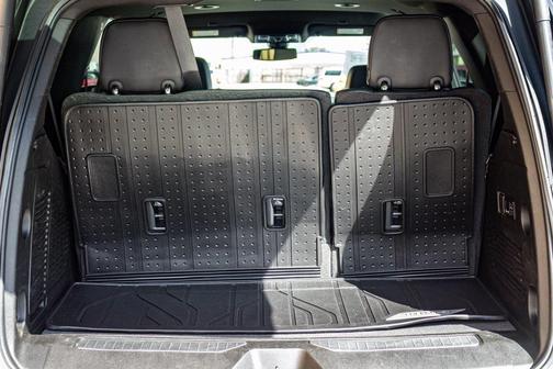 2022 Chevrolet Tahoe 4WD RST