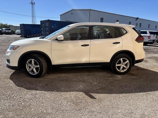 2019 Nissan Rogue S