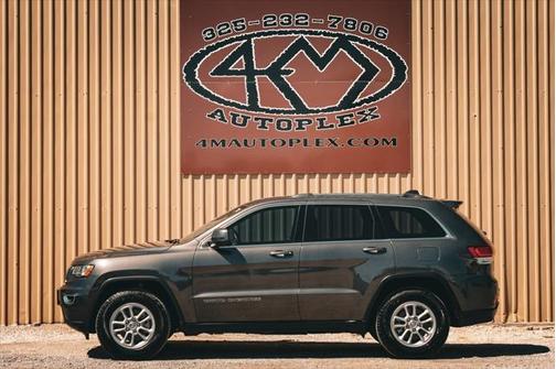 2020 Jeep Grand Cherokee Laredo