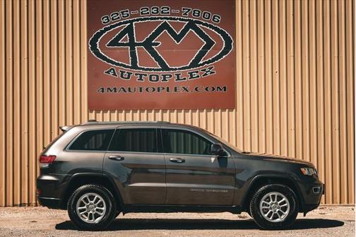 2020 Jeep Grand Cherokee Laredo