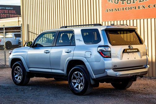 2023 Toyota 4Runner TRD Off Road