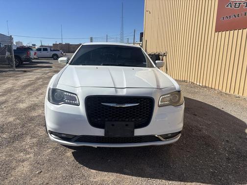 2017 Chrysler 300 S