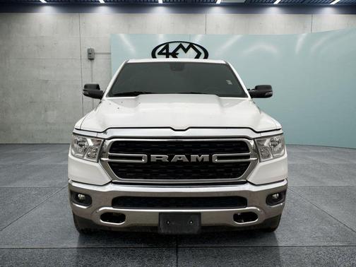 Bright White Clearcoat 2024 RAM 1500 Big Horn/Lone Star