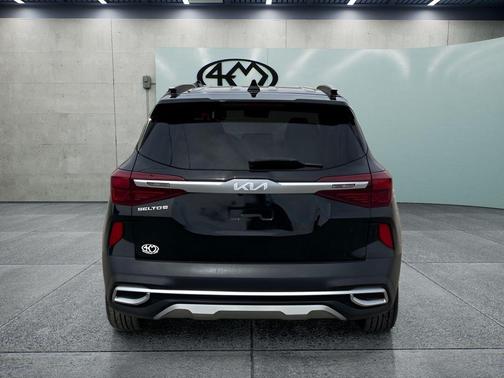 Cherry Black 2023 Kia Seltos EX