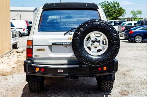 1997 Toyota Land Cruiser Base