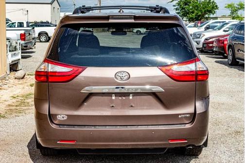 2019 Toyota Sienna Limited Premium