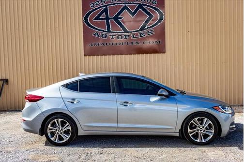 2017 Hyundai ELANTRA Limited
