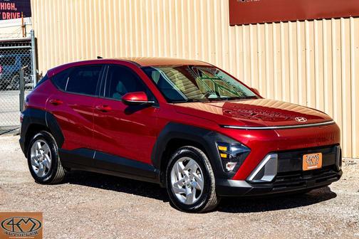 2024 Hyundai KONA SE