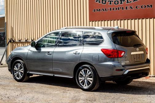 2020 Nissan Pathfinder S 2WD