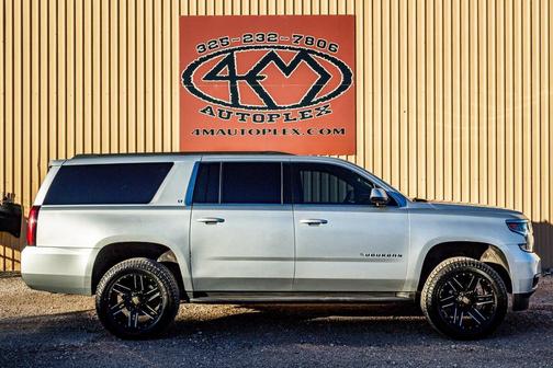 2017 Chevrolet Suburban LT