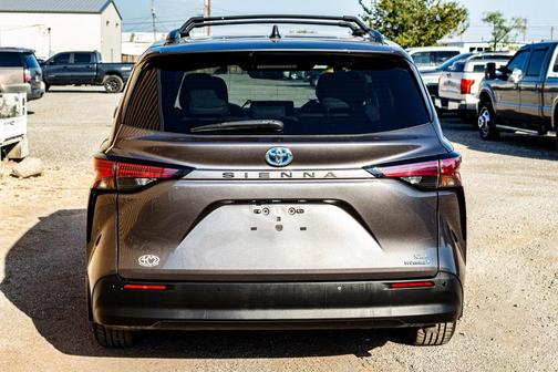 2022 Toyota Sienna XLE