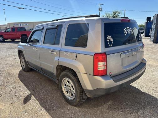 2016 Jeep Patriot Sport
