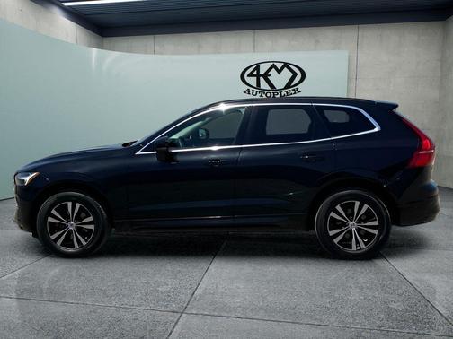 Black 2023 Volvo XC60 B5 Core
