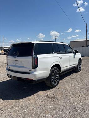 Crystal White Tricoat 2021 Cadillac Escalade Sport