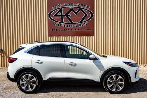 2025 Ford Escape Platinum