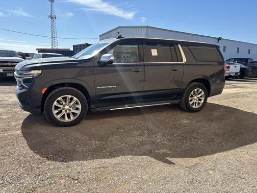 2023 Chevrolet Suburban Premier