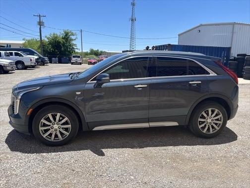 2021 Cadillac XT4 Premium Luxury