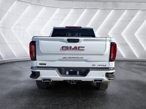 Summit White 2023 GMC Sierra 1500 AT4