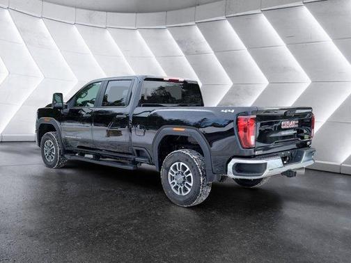 2025 GMC Sierra 3500 Pro