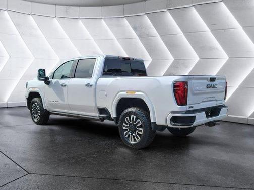 2025 GMC Sierra 3500 Denali Ultimate