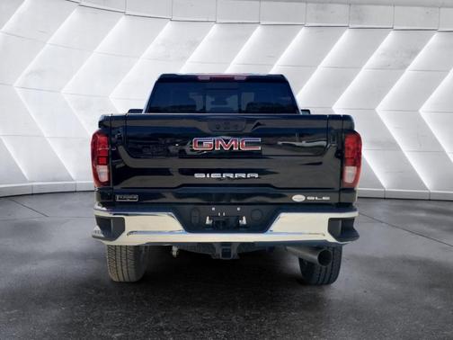 Onyx Black 2026 GMC Sierra 2500 SLE