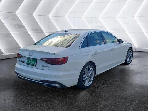 2024 Audi A4 45 S line quattro Premium