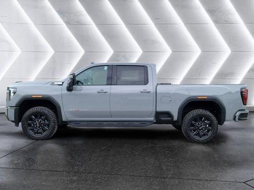 2025 GMC Sierra 3500 AT4