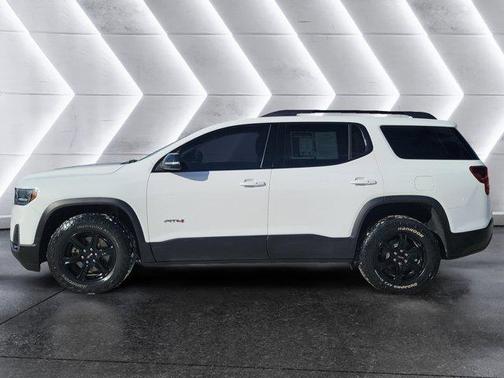 2021 GMC Acadia AT4