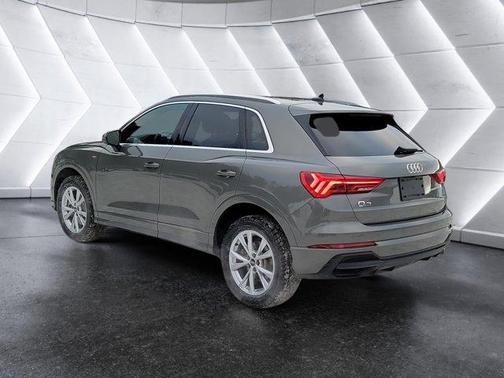 2024 Audi Q3 45 S line Premium