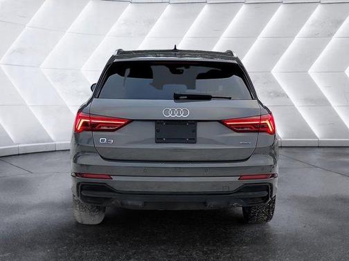 2024 Audi Q3 45 S line Premium