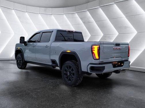 2025 GMC Sierra 3500 AT4