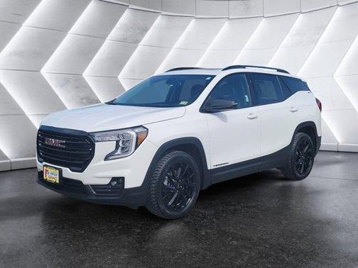 Summit White 2023 GMC Terrain SLT