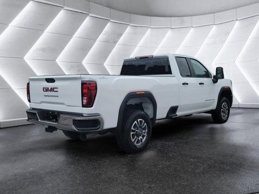 Summit White 2026 GMC Sierra 3500 Pro